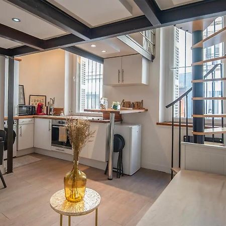 Loft Tout Equipe Au Coeur A Cote Du Vieux Port Lägenhet Marseille Exteriör bild